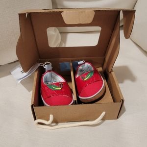 Once Upon a Farm Tiny Toms